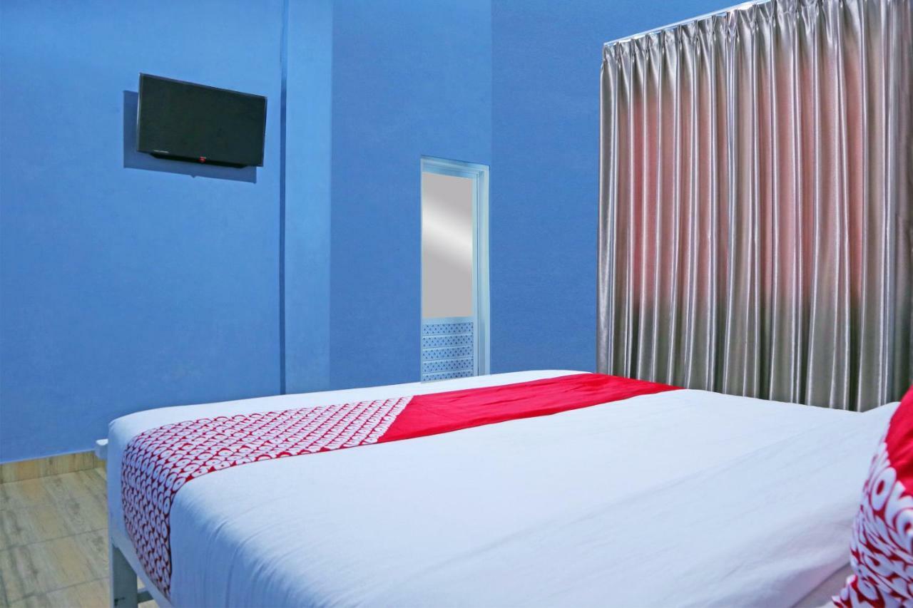 Oyo 1386 Hotel Grand Gabelo Bukittinggi Esterno foto