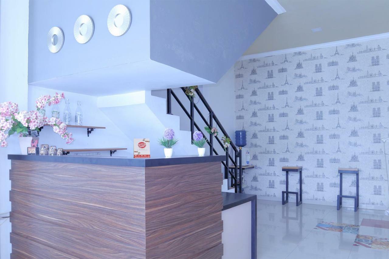 Oyo 1386 Hotel Grand Gabelo Bukittinggi Esterno foto